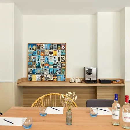 Indigo Centre Chartrons By Ihg Hotel 4*