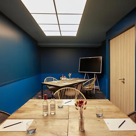 Indigo Centre Chartrons By Ihg Hotel 4*