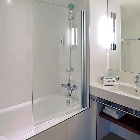 Indigo Centre Chartrons By Ihg מלון 4*