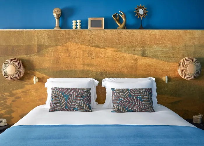 Hotel Mercure Cité Mondiale Centre 4*