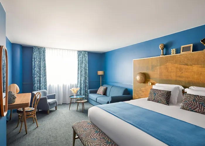 Hotel Mercure Cité Mondiale Centre 4*