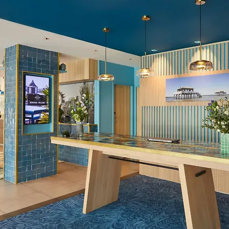 Hotel Mercure Cité Mondiale Centre