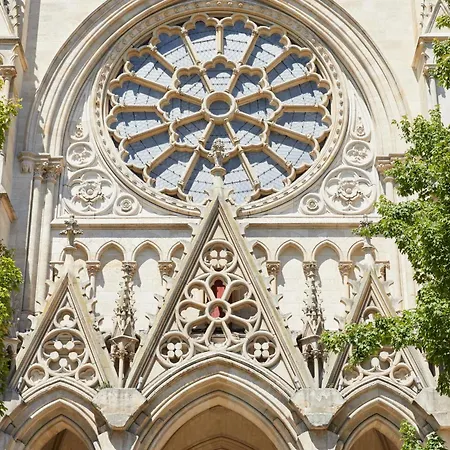 Indigo Centre Chartrons By Ihg Bordeaux