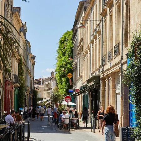 Mercure Cité Mondiale Centre 4*