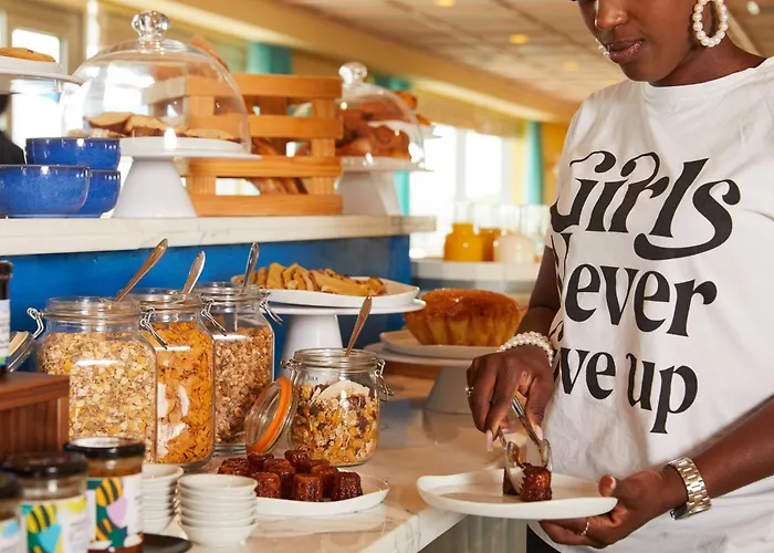 Indigo Centre Chartrons By Ihg Bordeaux